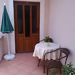 Grosse In Mit Grossem Garten By Interhome Apartmán Gabonjin